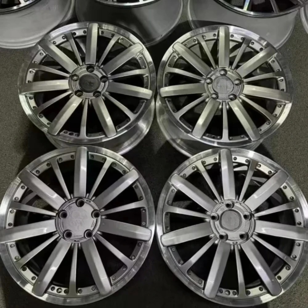 21-Inch Wheel Hub for Mulsanne Body Parts Product
